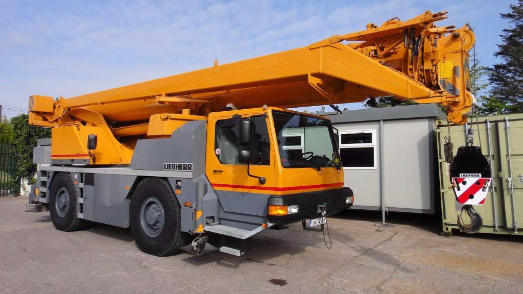 Кран Liebherr 40 тонн